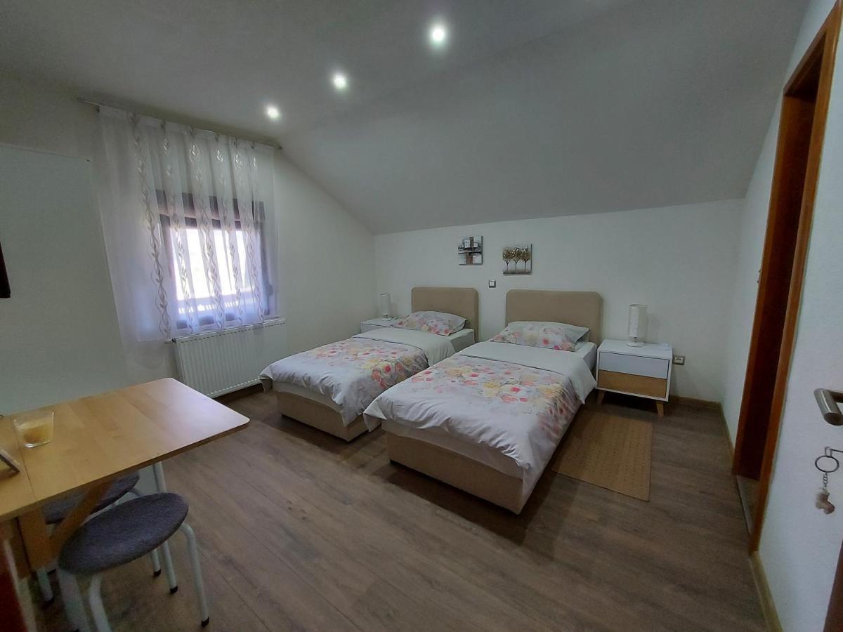 House Boketto Hotel โคเรนนิซา ภายนอก รูปภาพ